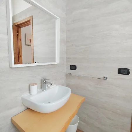 Albanova 3* Neapol