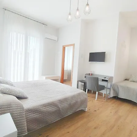Albanova Napels